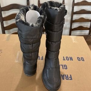 Pajar fur lined winter boots